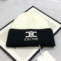 Celine Triomphe Beanie in Seamless Cashmere Black/White